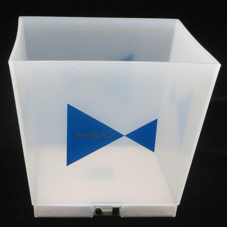 Cubo led de luz blanca con logo epoxi. 