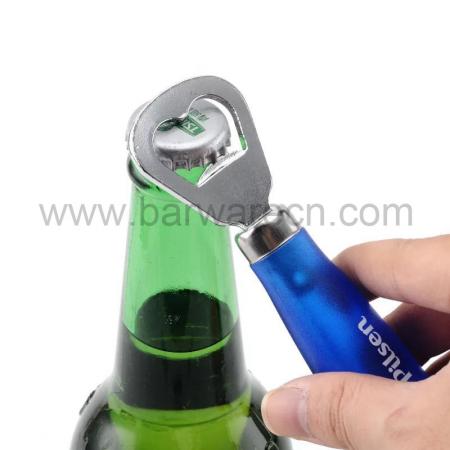 Abrebotellas de la cerveza de la pieza de la función del acero inoxidable con la manija plástica 