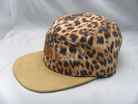 popular gorra snapback de 5 paneles de algodón natural con parche de cuero 