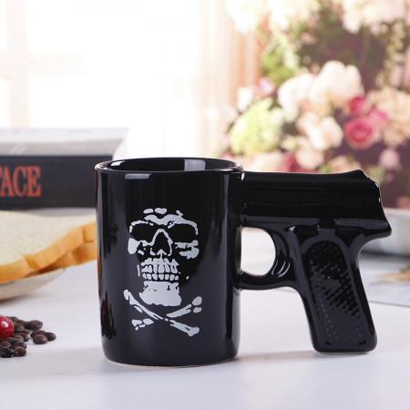 2019 nueva pistola agarre tazas de café taza divertida pistola taza leche taza de té oficina creativa taza de café de cerámica drinkware 