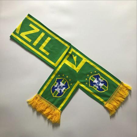 copa mundial copa de algodón de algodón bufanda personalizada brasil fútbol bufanda recuerdo poliéster bufanda transferencia de calor 